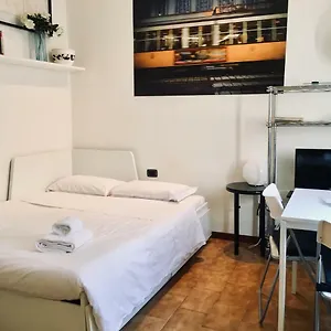 cozy-central-studio-porta-romana.it-lombardy.com/